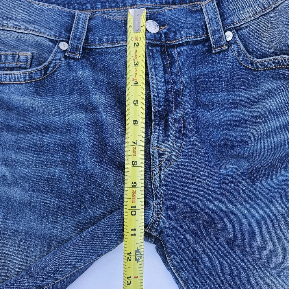 True Religion Men's Rocco Relaxed Skinny Jeans Shorts NWT Size-38